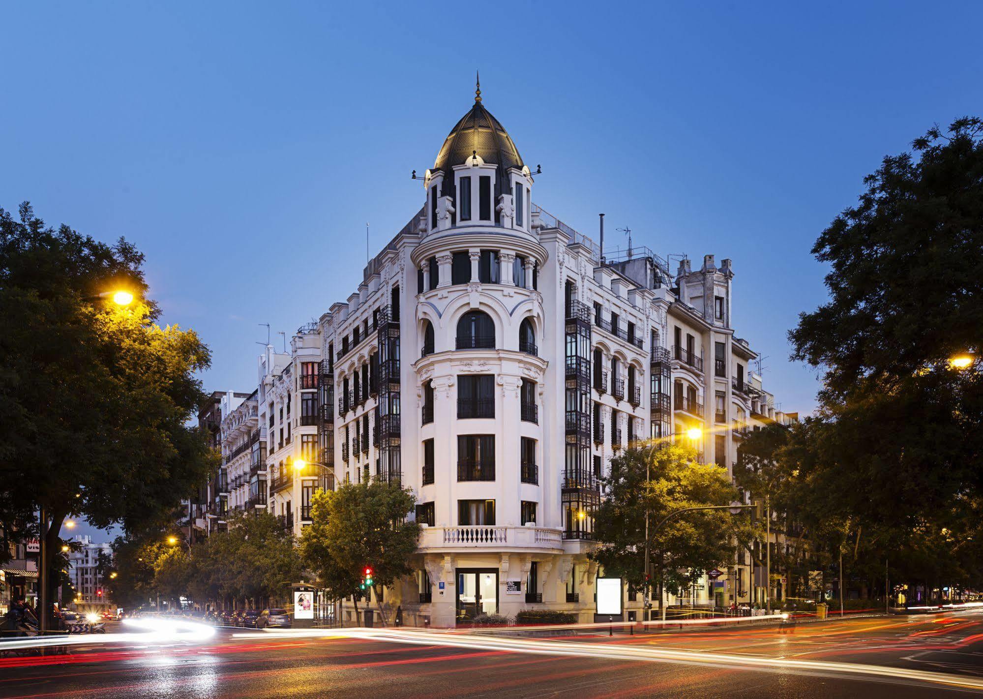 一期一会鲁查纳22号酒店 马德里 外观 照片
